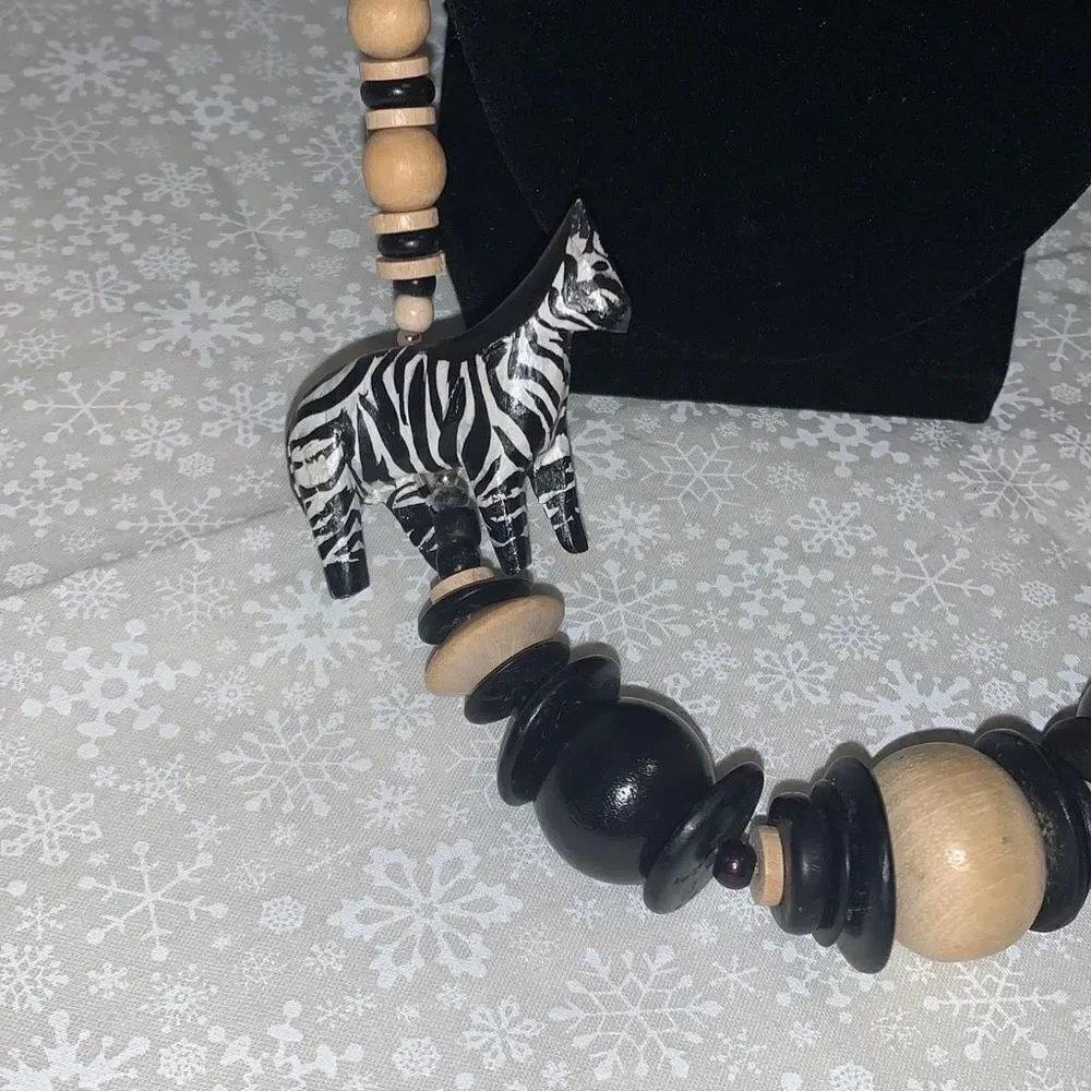Vintage‎ Wood Hand Carved Zebra Bead Necklace 29”